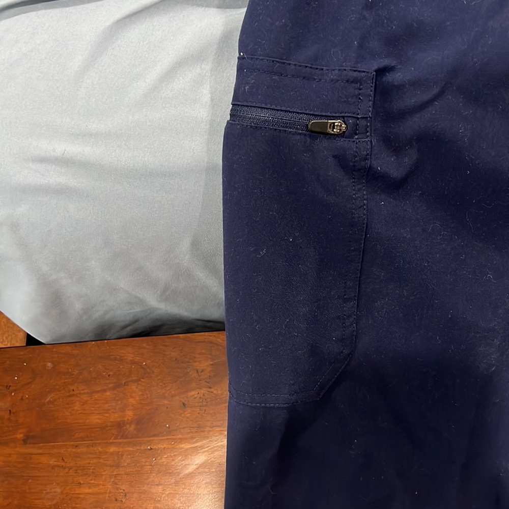 **SOLD!**Figs Navy Blue Scrub Pants - Picture 5 of 6